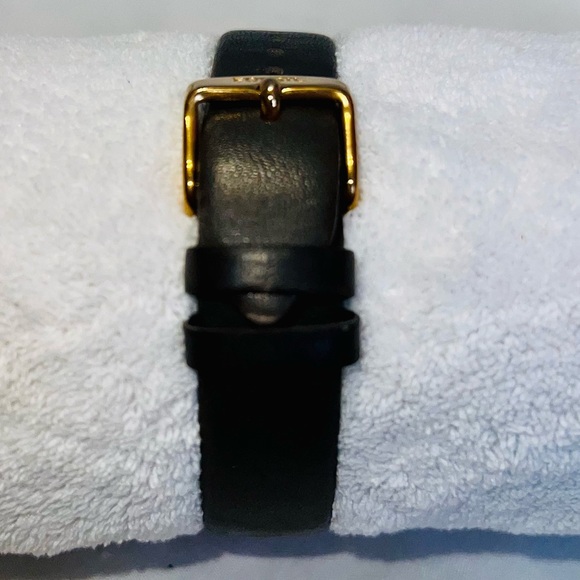 Fossil Women’s Leather Watch with Diamonds - Picture 4 of 8